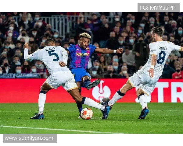 欧联杯激战平局巴黎圣日耳曼与巴萨互交白卷转会传闻再起